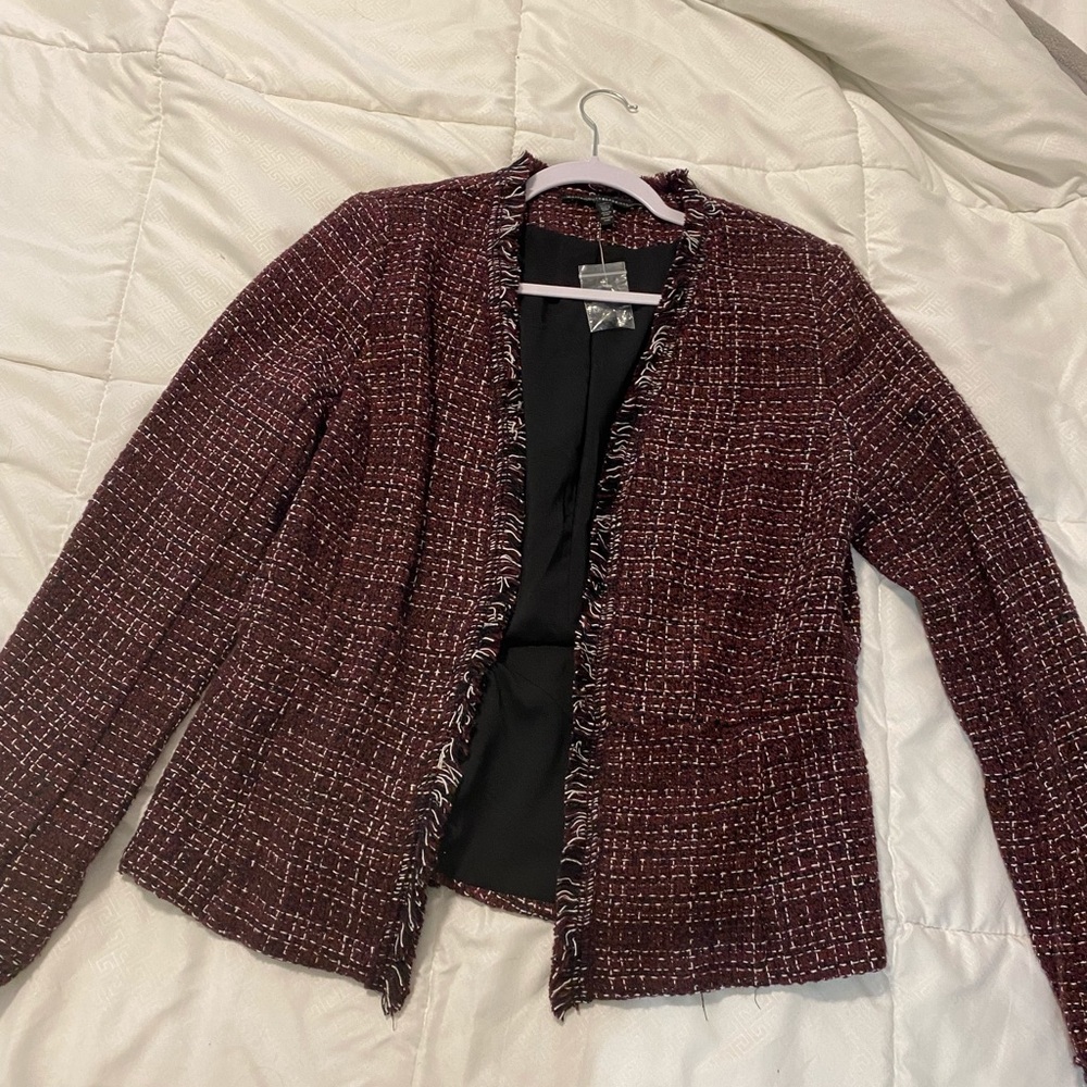 White House black market maroon blazer